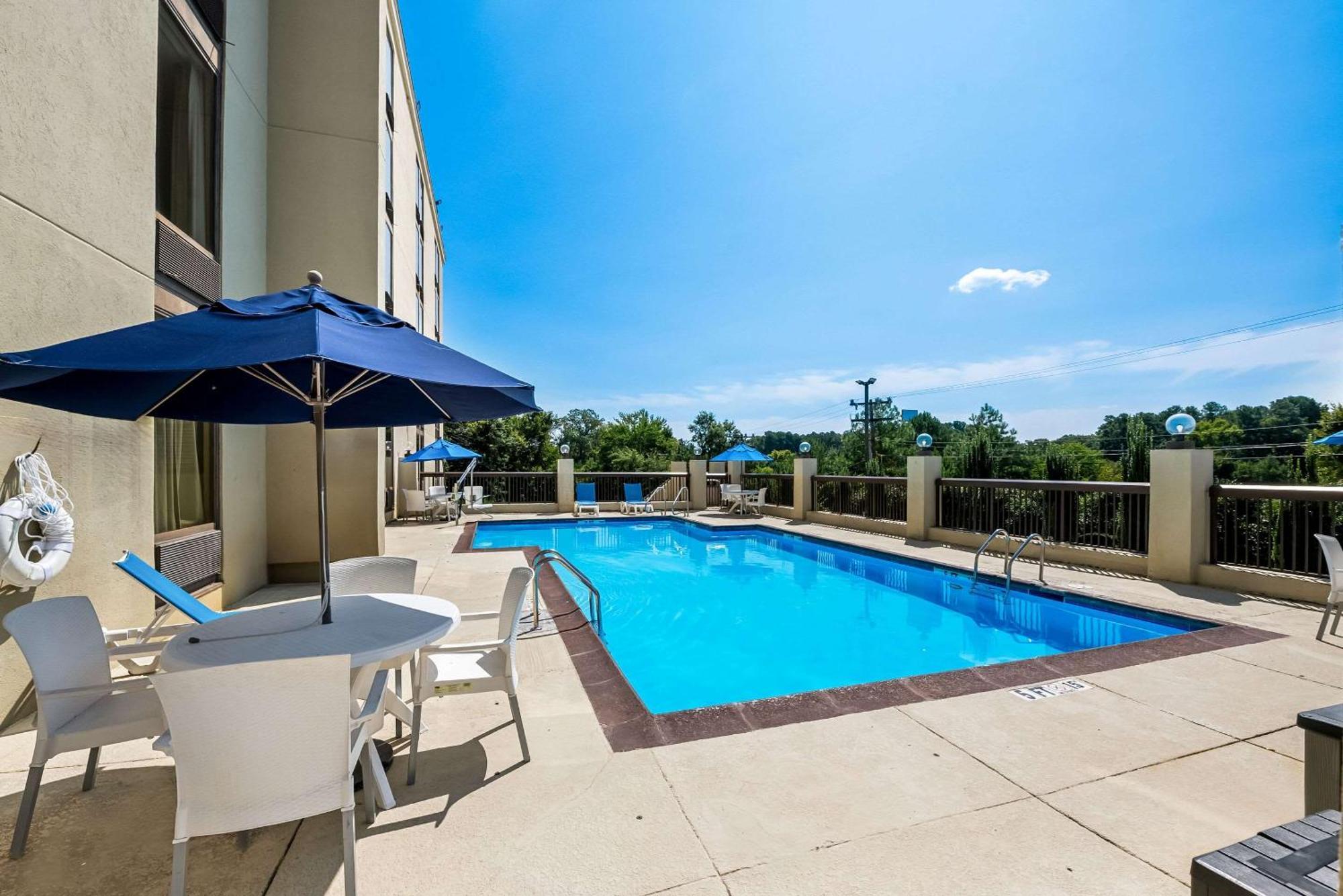 Hotel Comfort & Near Duke University Durham